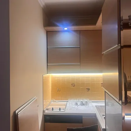 Comfort Apartment Tirana